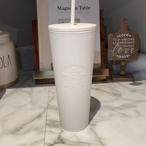 Starbucks Mexico white soft acrylic tumbler. Was released in Mexico 4/25/22.